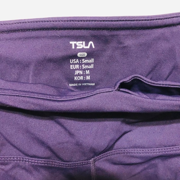 TSLA Capri Leggings - Picture 2 of 3